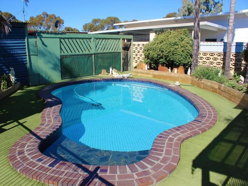 Winkie Glossop Motel מראה חיצוני תמונה