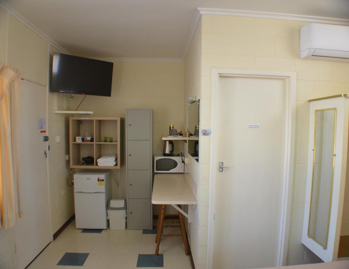 Winkie Glossop Motel מראה חיצוני תמונה